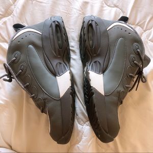 Men’s Nike Sneakers 9.5